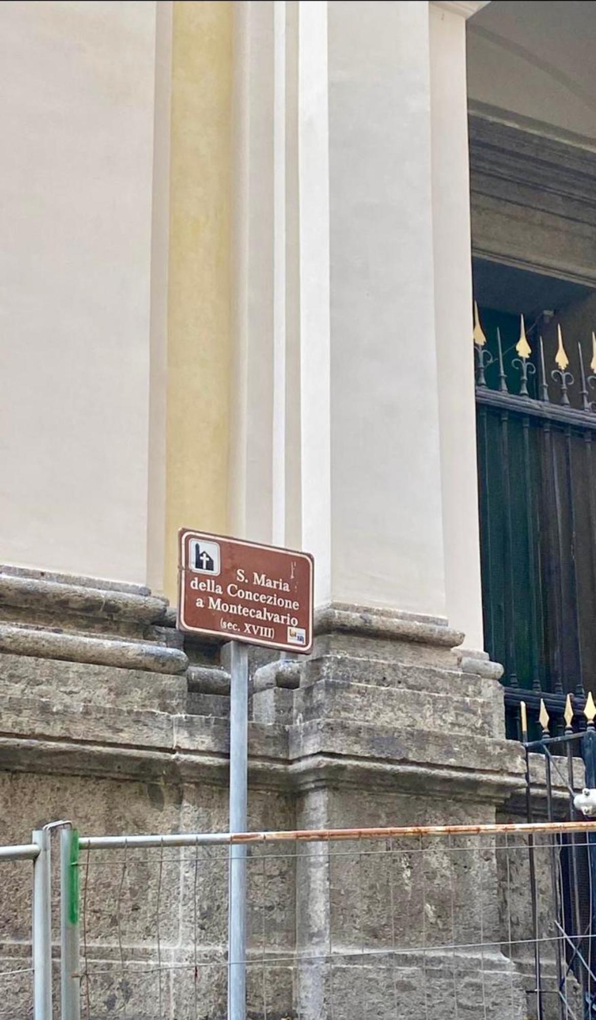 Maclahouse Napoli Centrale Appartement Buitenkant foto