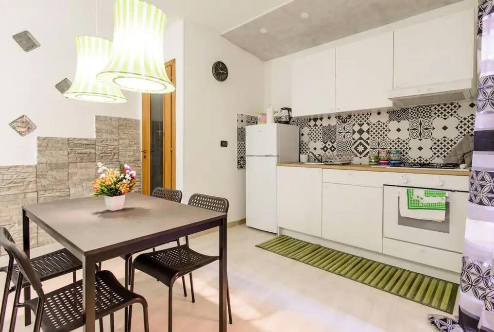 Maclahouse Napoli Centrale Appartement Buitenkant foto